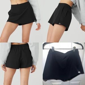 (NWOT) Alo Yoga Clubhouse Skort - S Black